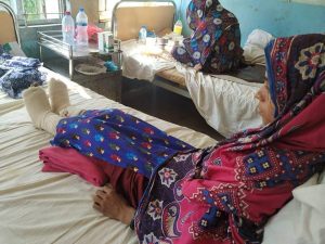 কোম্পানীগঞ্জে যৌতুক না পেয়ে পা ভেঙ্গে দিতে চেয়েছিল শ্বশুরবাড়ির লোকজন