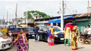 সিলেটে হিজড়াদের চাঁদাবাজিতে অতিষ্ঠ বর যাত্রী ও সাধারণ লোকজন