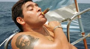 ফুটবল জাদুকর ম্যারাডোনার মৃত্যুঃ তদন্তকালে বেরিয়ে এসেছে আসল রহস্য