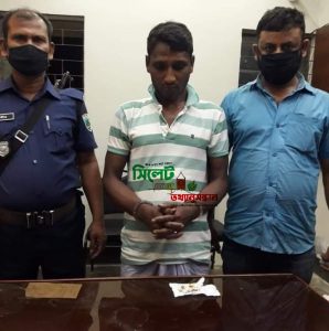 বগুড়ার শিবগঞ্জে পুলিশের অভিযানে মাদক সম্রাট জহুরুল ইয়াবা ও হেরোইন সহ আটক :-