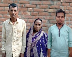 কালীগঞ্জে শ্রমিক মজুরী চাওয়ায় সাংবাদিক পরিবারের উপর হামলা ও লুটপাট :-