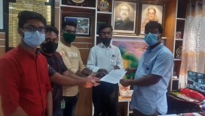 গনমাধ্যম সপ্তাহকে রাষ্ট্রীয় স্বীকৃতির দাবীতে মাদারীপুরে স্মারকলিপি প্রদান :-