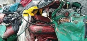 বগুড়ায় বাস অটোরিকশা মুখোমুখি সংঘর্ষ ; একই পরিবারের শিশুসহ তিনজন নিহত