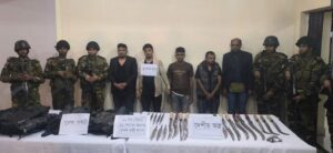 ছাতকে সেনাবাহিনীর অভিযানে আটক ৫ ডাকাত