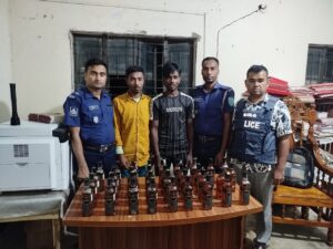 ছাতকে ৪৪ এসি ব্ল্যাক মদসহ দুইজন গ্রেপ্তার।