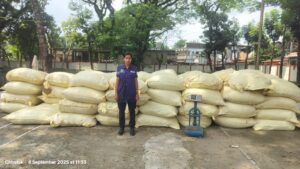 ছাতকে অর্ধকোটি টাকার চোরাচালান আটক করেছে পুলিশ