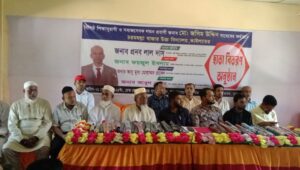 বর্ষা মৌসুমেও শিক্ষার্থীদের হাসি: ছাতকে শতাধিক ছাতা বিতরণ