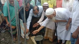 “ছাতকে ঐতিহাসিক সাফল্য, মৎস্যজীবীদের জীবনে আনন্দ ফিরালেন ইউএনও তারিকুল ইসলাম”