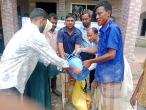 ছাতকের কালারুকা ইউনিয়নে বিনা মুল্যে ভিজিএফ চাল বিতরণ